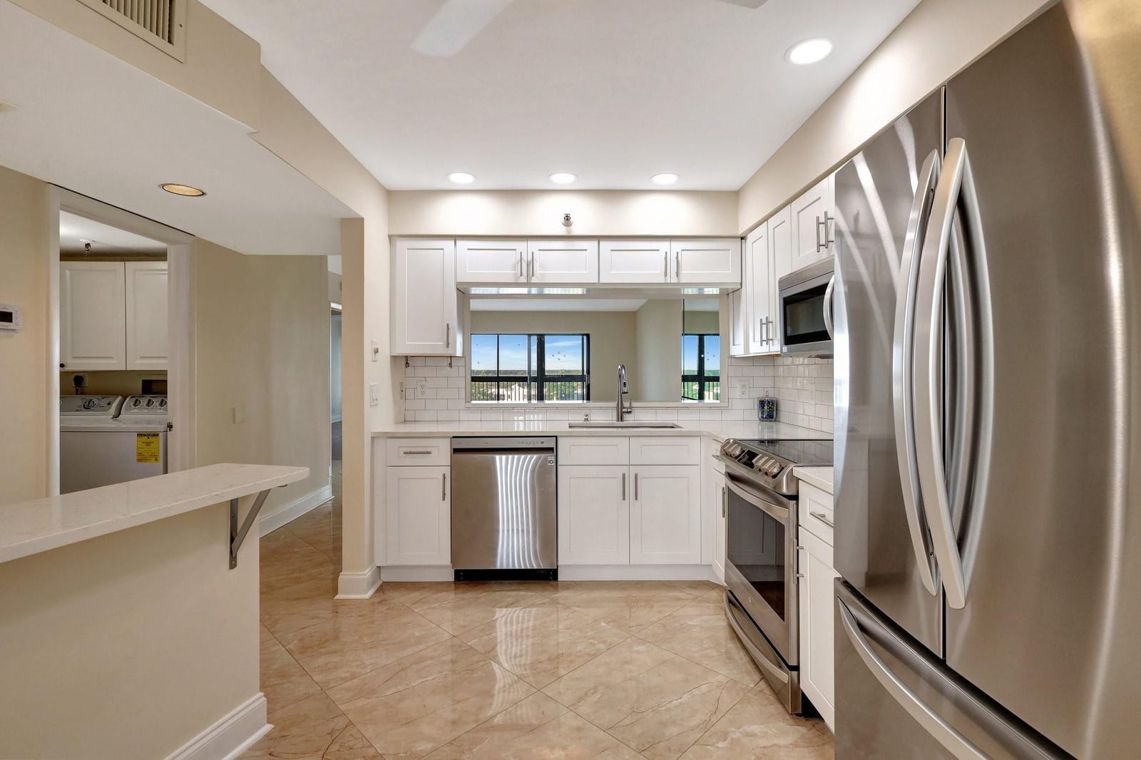 14460 Strathmore Lane 807 — photo 4