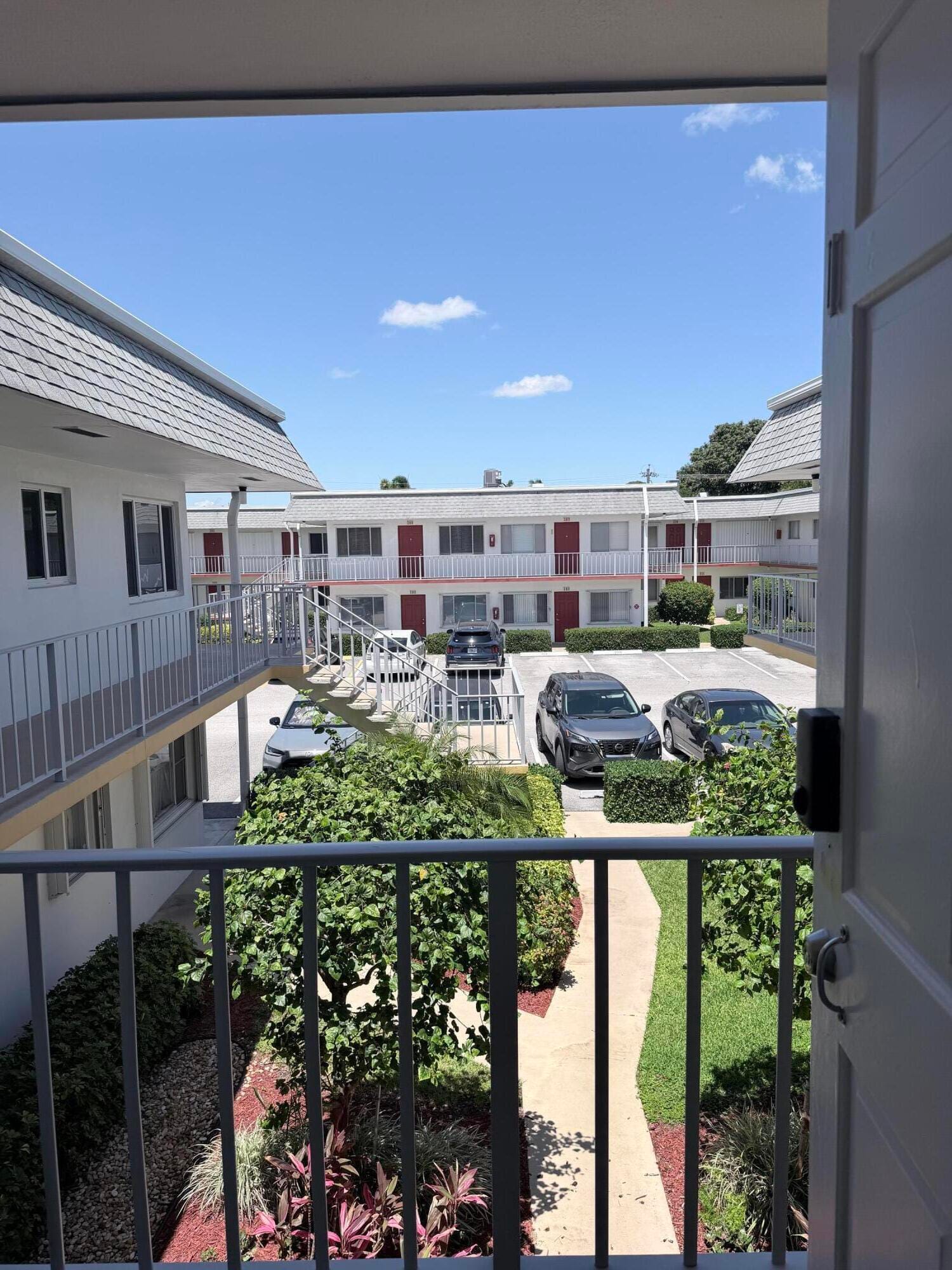 3322 Cynthia Lane 207, Lake Worth Beach, FL 33461 photo 2