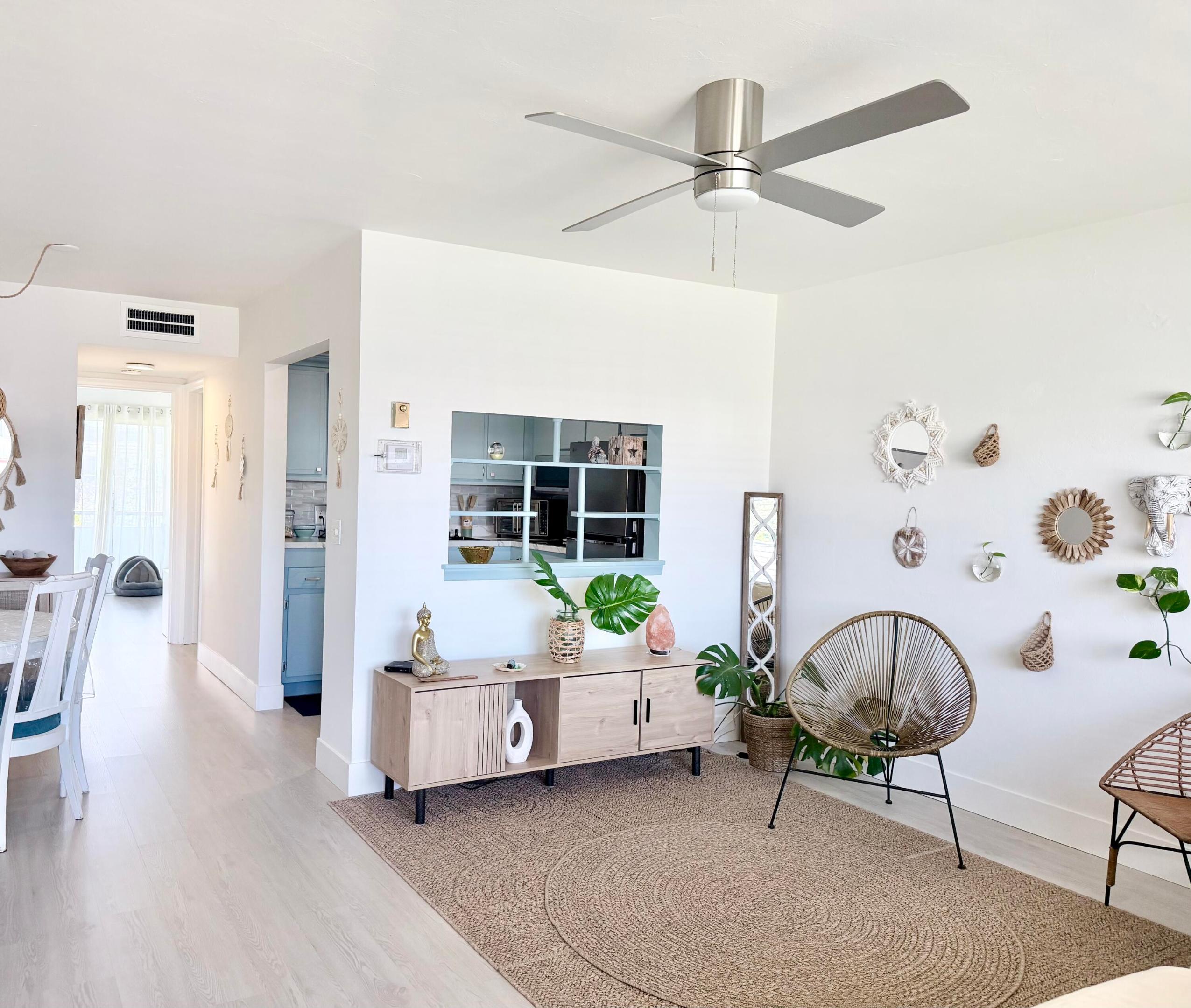 3322 Cynthia Lane 207, Lake Worth Beach, FL 33461, Lake Worth Beach