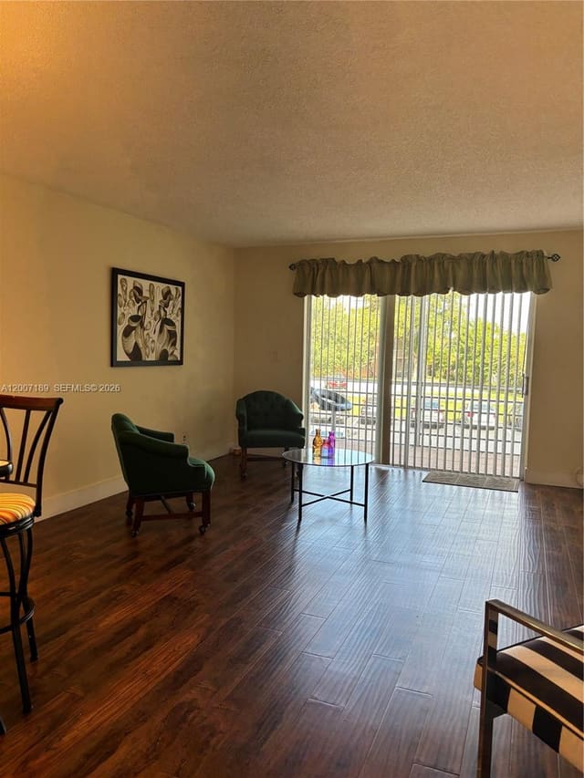 3000 E Sunrise Lakes Drive 202, sold in Quail Run Of Sunrise, Sunrise, FL
