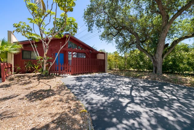 6100 NW 32nd Terrace, Fort Lauderdale, FL 33309