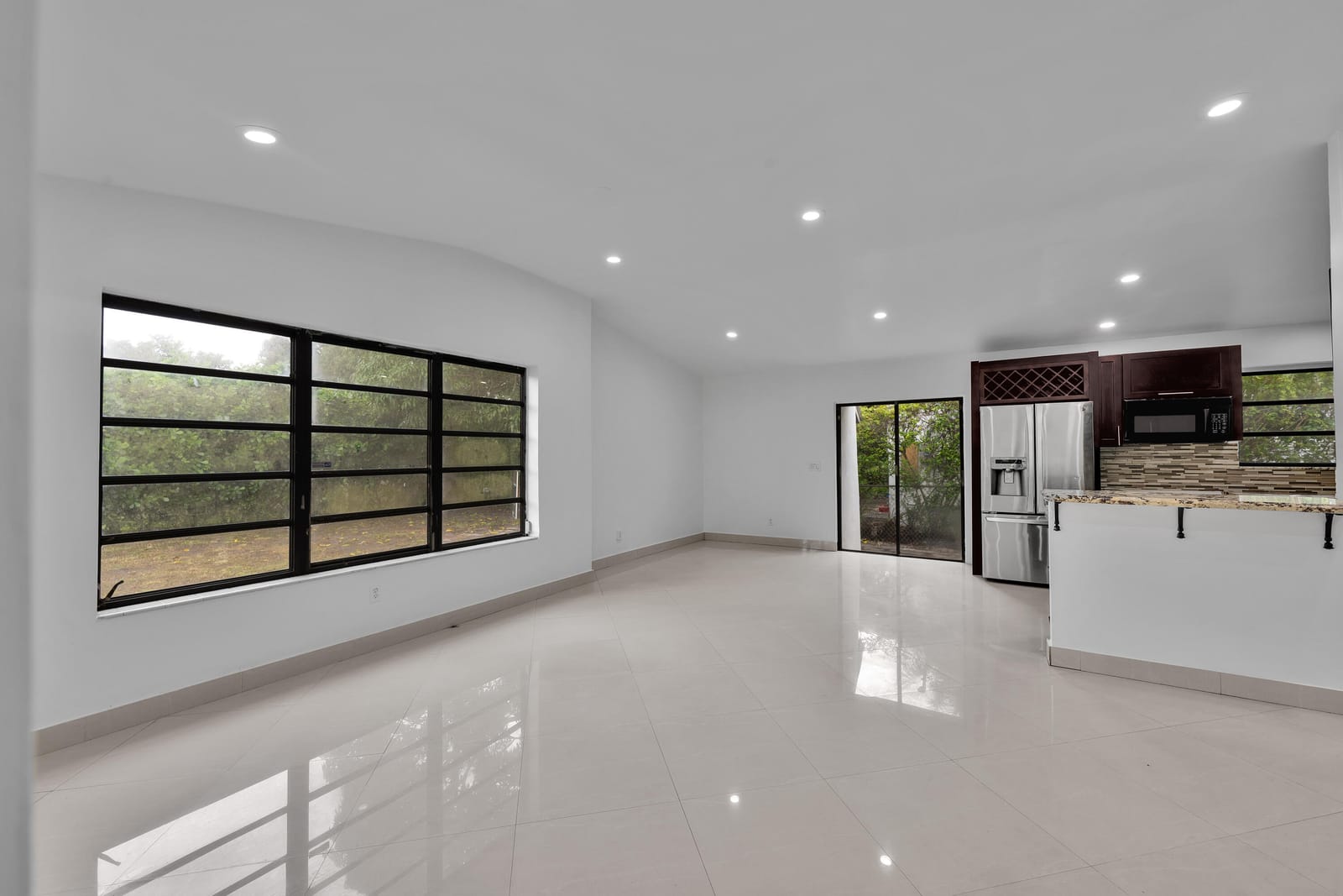 17551 NE 5th Avenue, North Miami Beach, FL 33162 photo 20