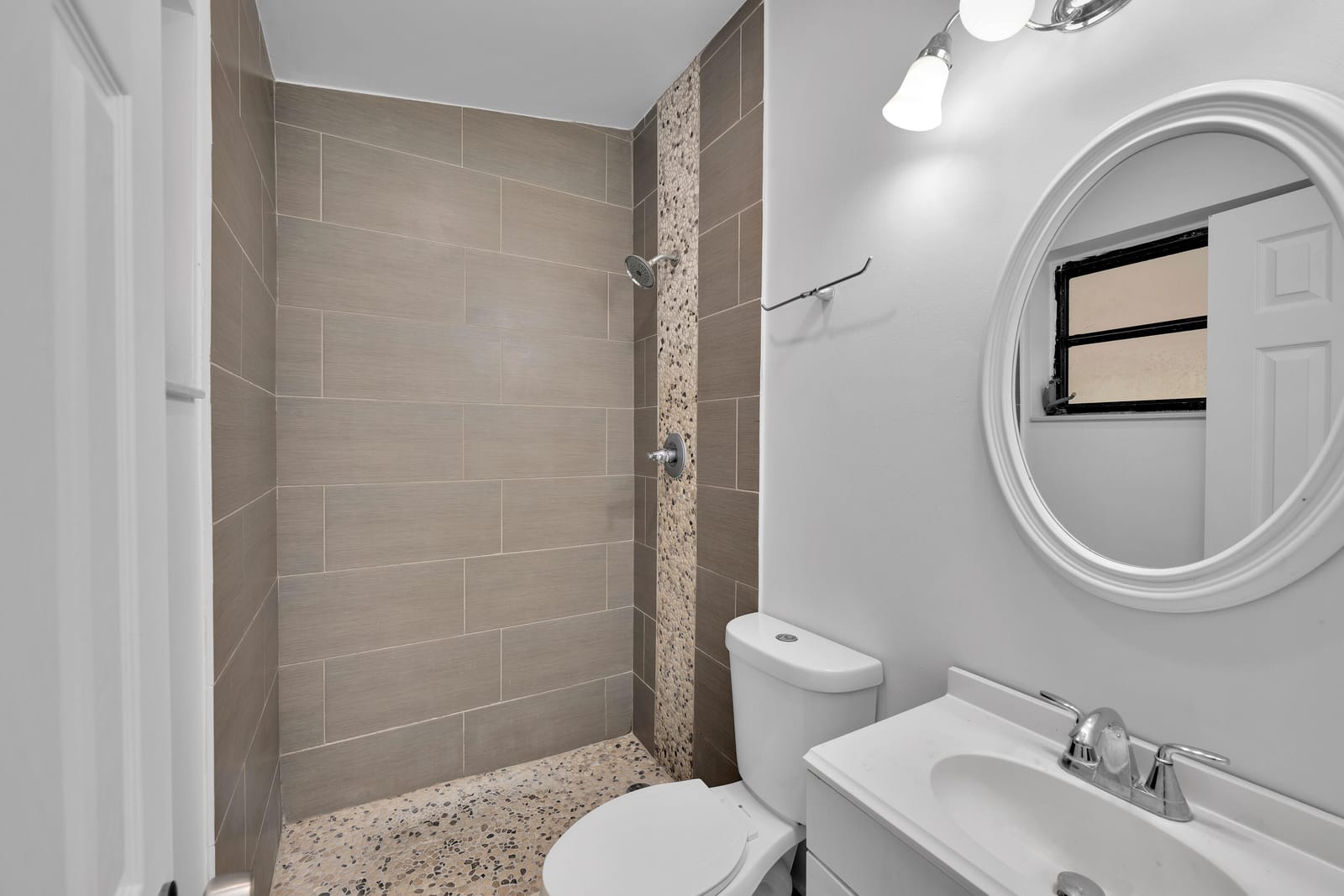 17551 NE 5th Avenue, North Miami Beach, FL 33162 photo 23