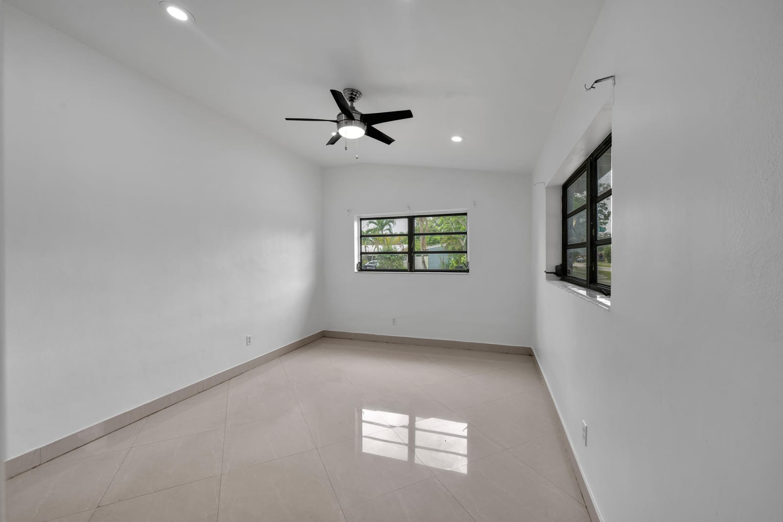 17551 NE 5th Avenue, North Miami Beach, FL 33162 photo 24