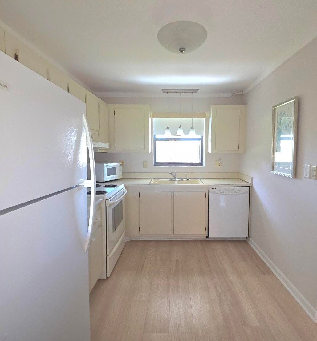 2101 W Woolbright Road J102, Boynton Beach, FL 33426 photo 3