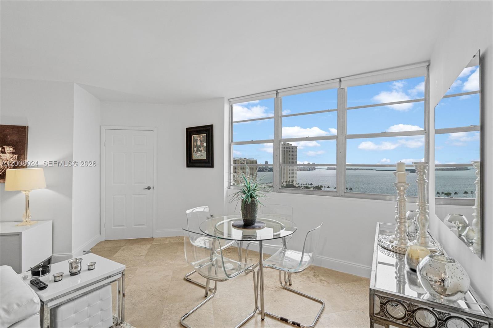 905 Brickell Bay Drive 1830, Miami, FL 33131, Miami