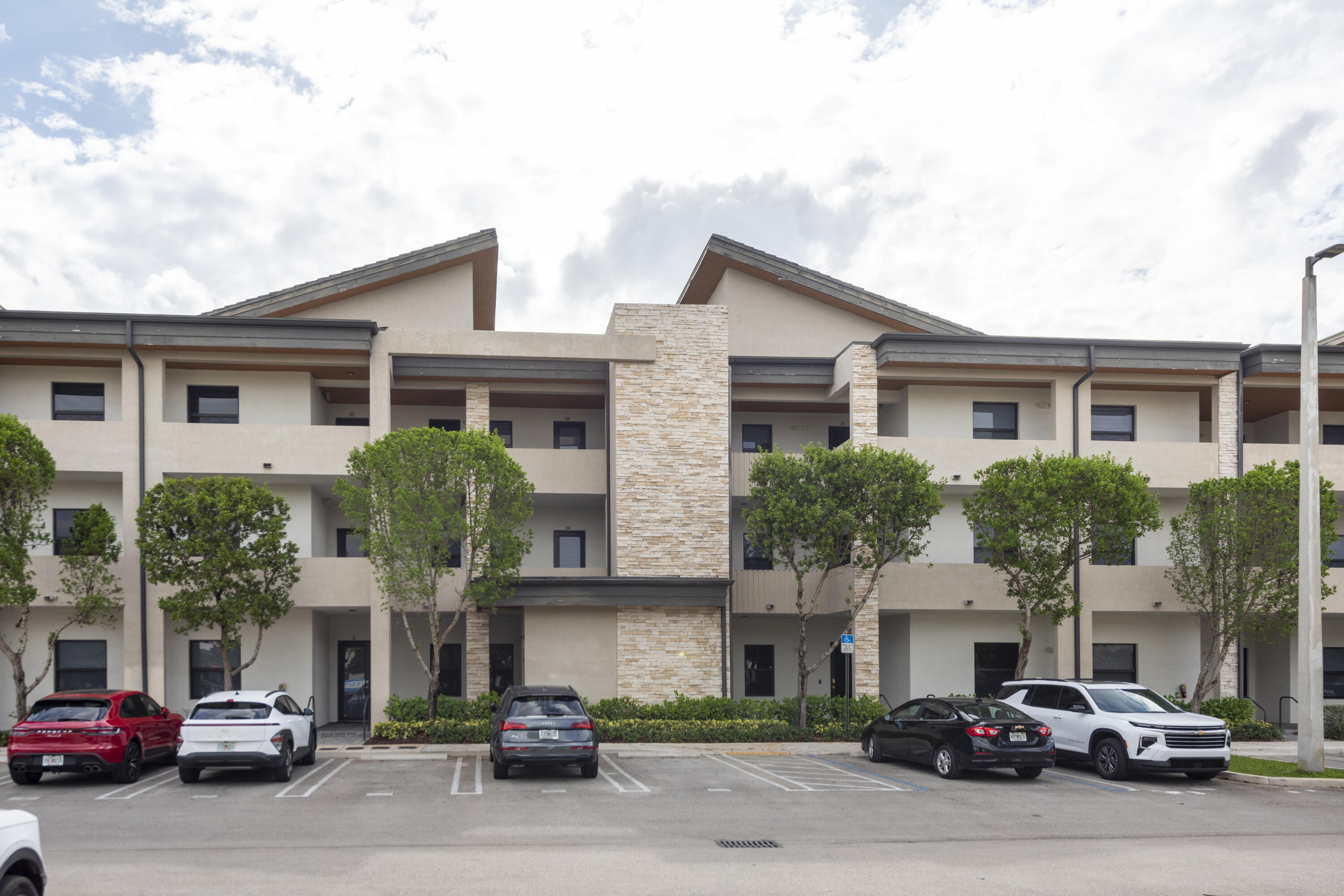 7925 NW 104th Avenue 24, Doral, FL 33178, Doral