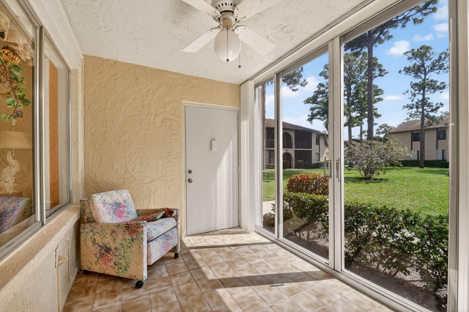228 Pine Hov Circle C-1, Greenacres, FL 33463 photo 6
