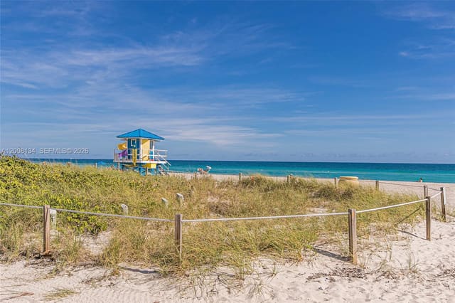 1601 S Ocean Drive 305, Cambridge Towers, Hollywood, FL