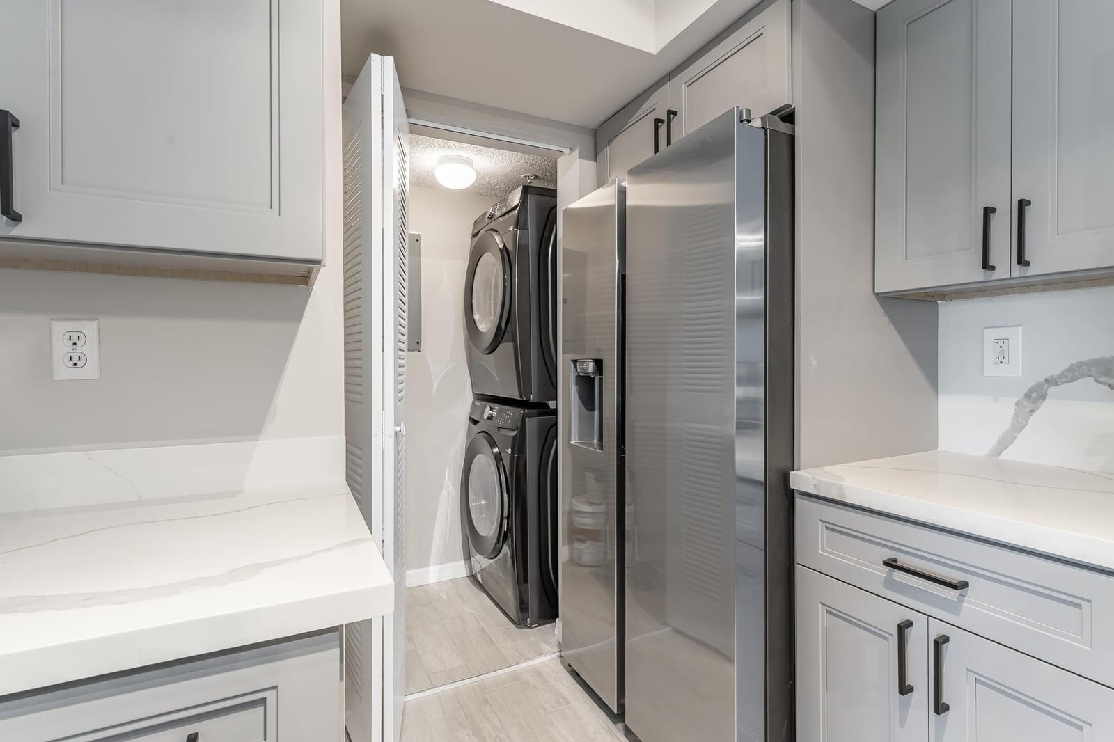 2600 S University Drive 208 — photo 5