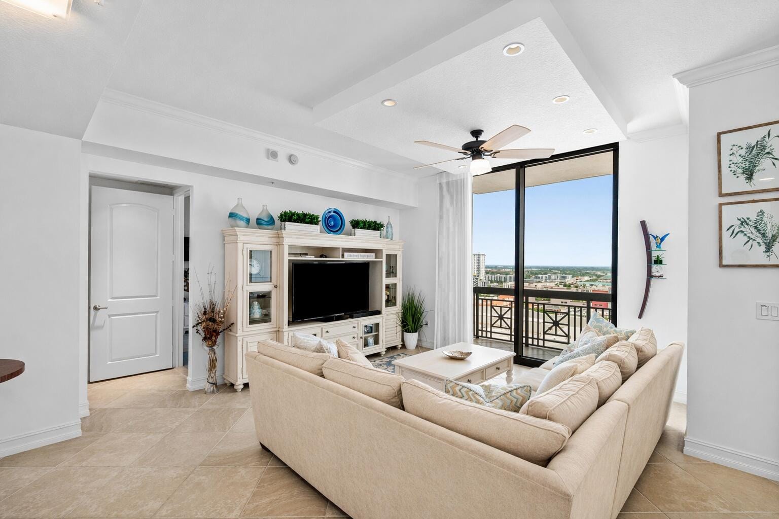 701 S Olive Avenue 1718, West Palm Beach, FL 33401 photo 2