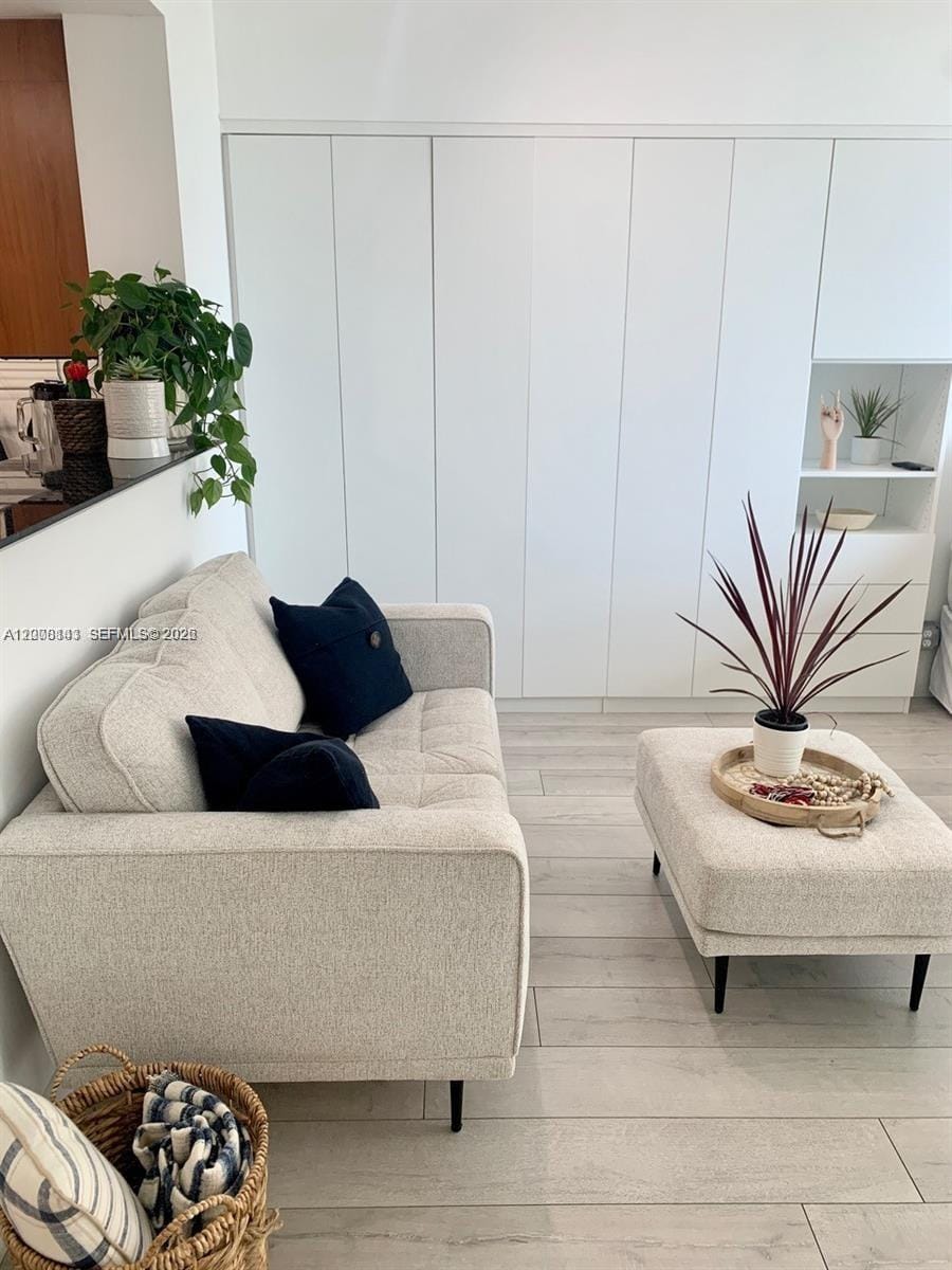 335 S Biscayne Boulevard 1106 — photo 7