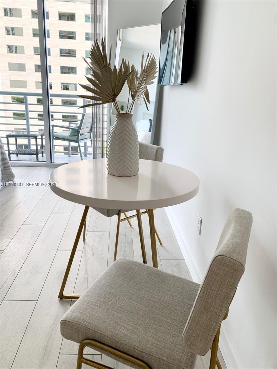 335 S Biscayne Boulevard 1106 — photo 8