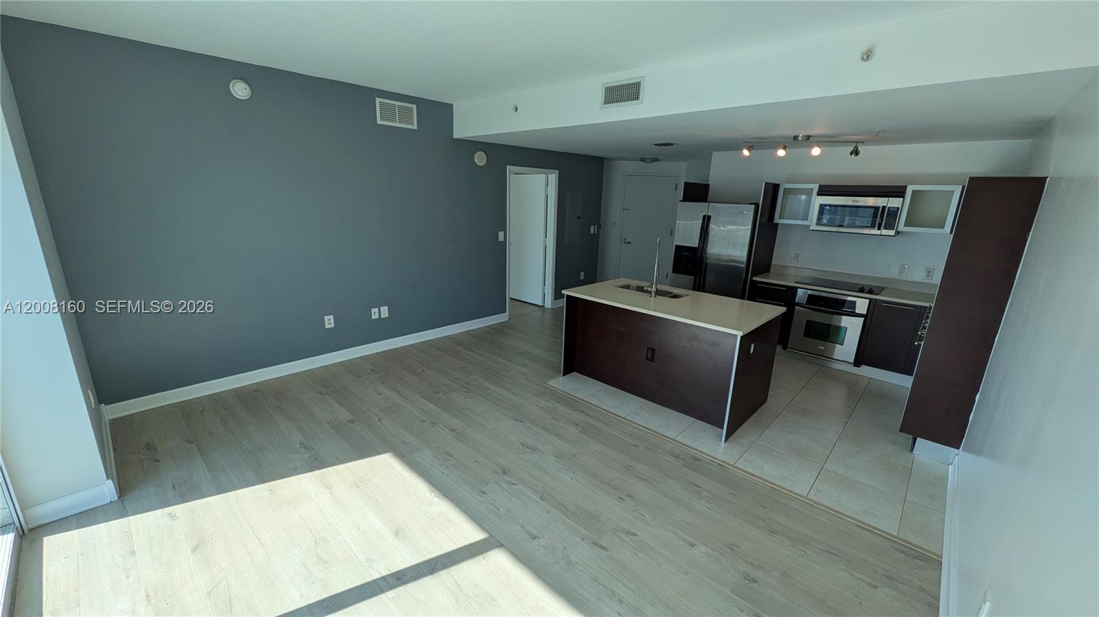 1900 N Bayshore Drive 4007, Miami, FL 33132, Miami
