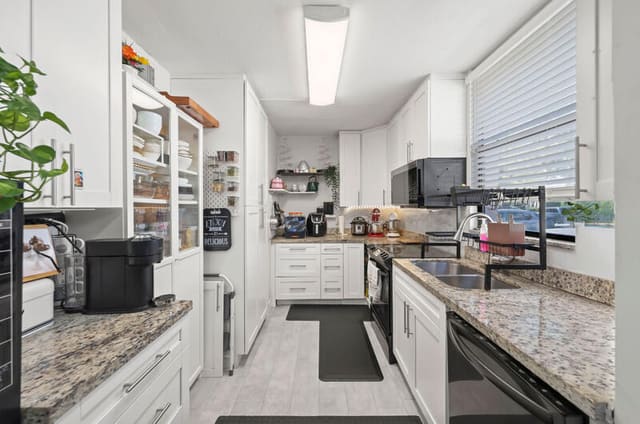 8421 Forest Hills Drive 104, Coral Springs, FL 33065