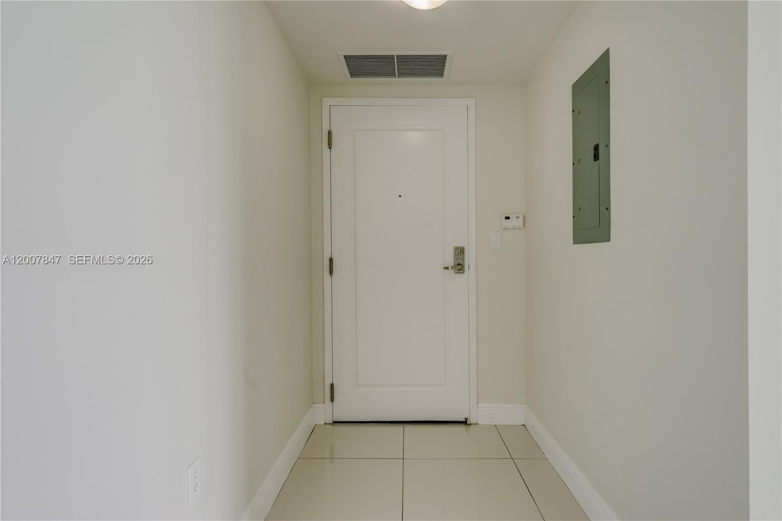 1871 S River Drive 802 — photo 9