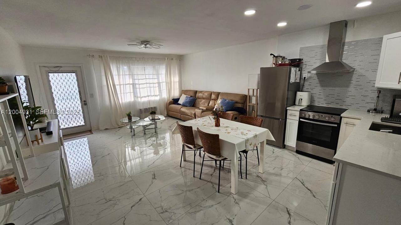 340 S Oakridge S 340, Deerfield Beach, FL 33442, Deerfield Beach