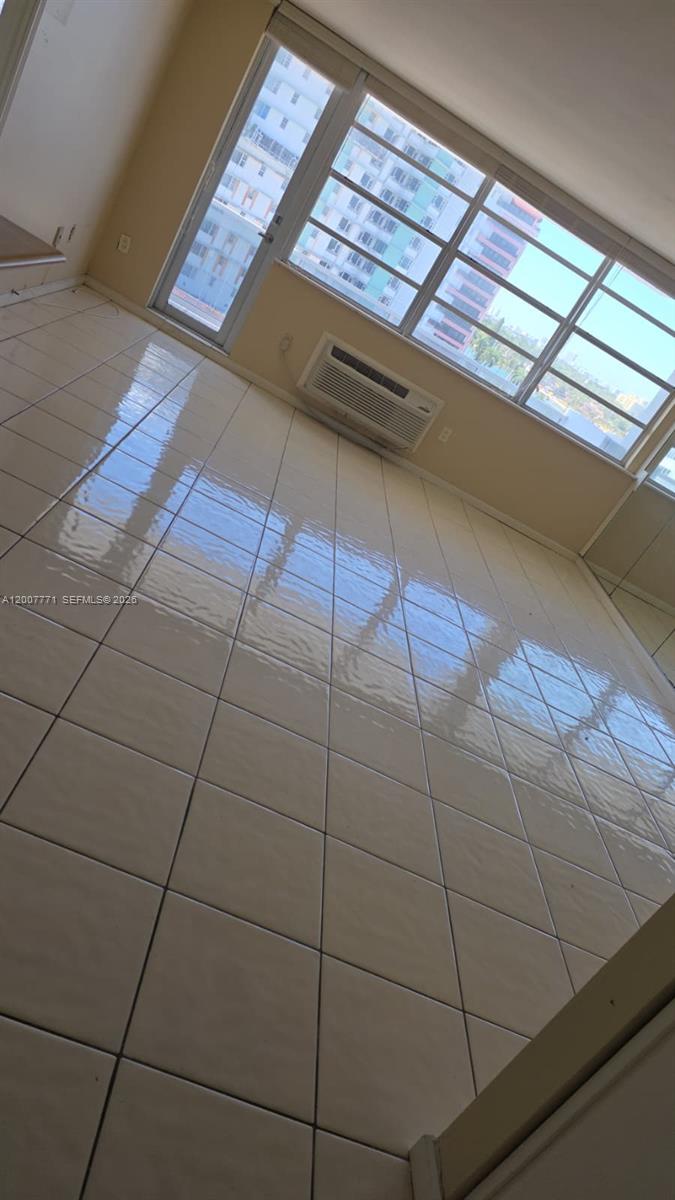 5313 Collins Avenue 906, Miami Beach, FL 33140, Miami Beach