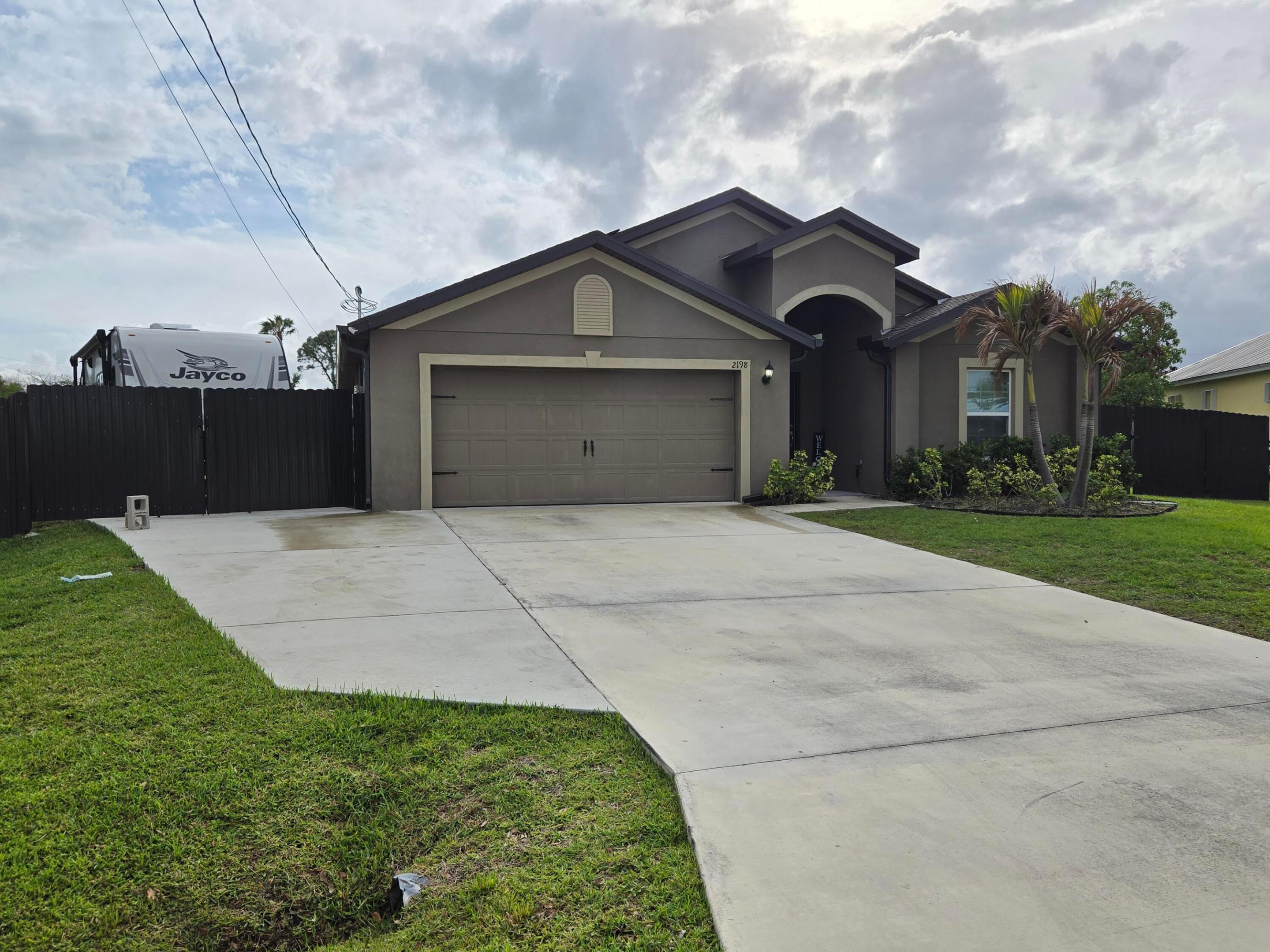 2198 SW Algiers Street — photo 5