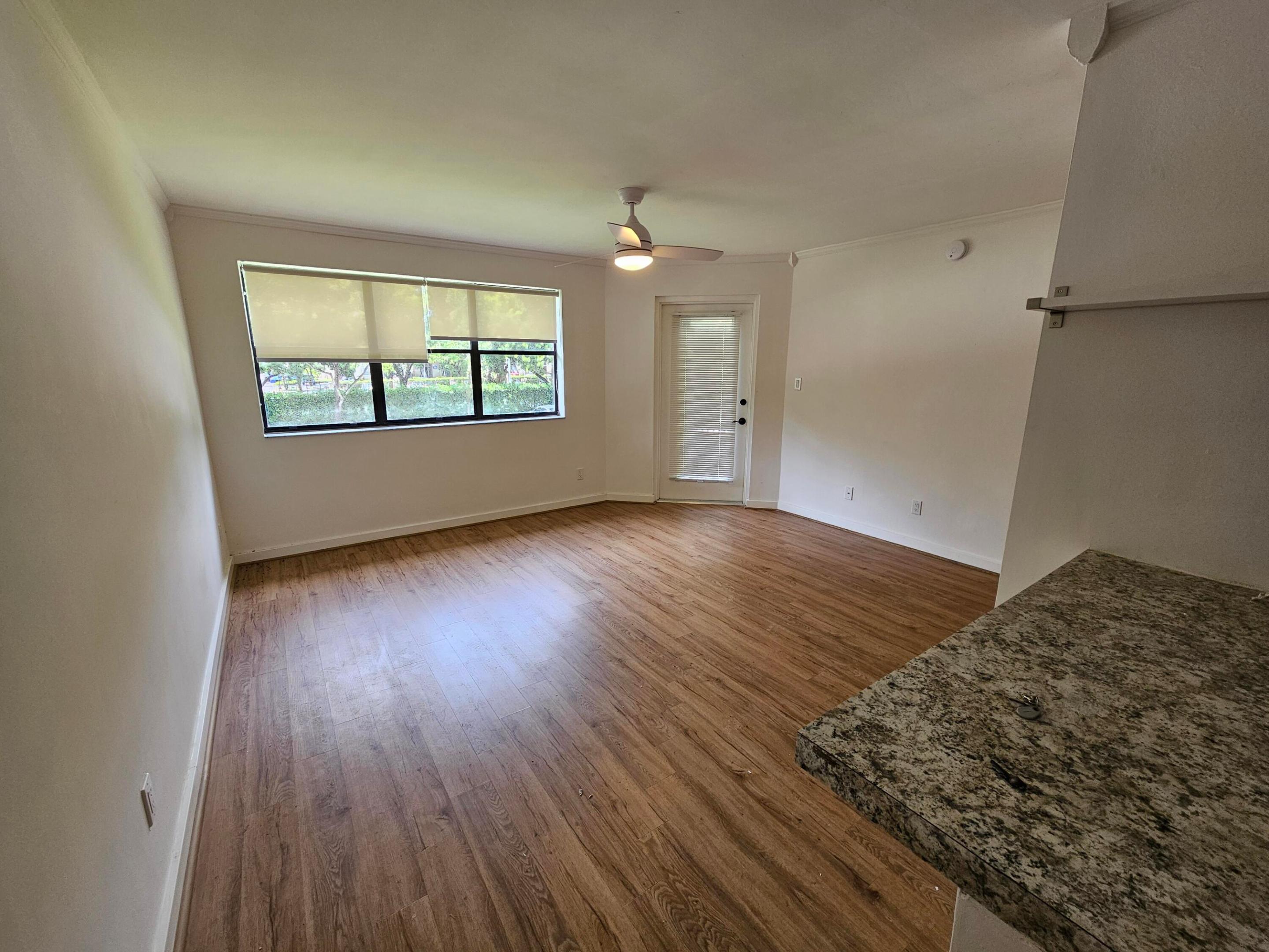630 S Park Road 21-3, Hollywood, FL 33021, Hollywood