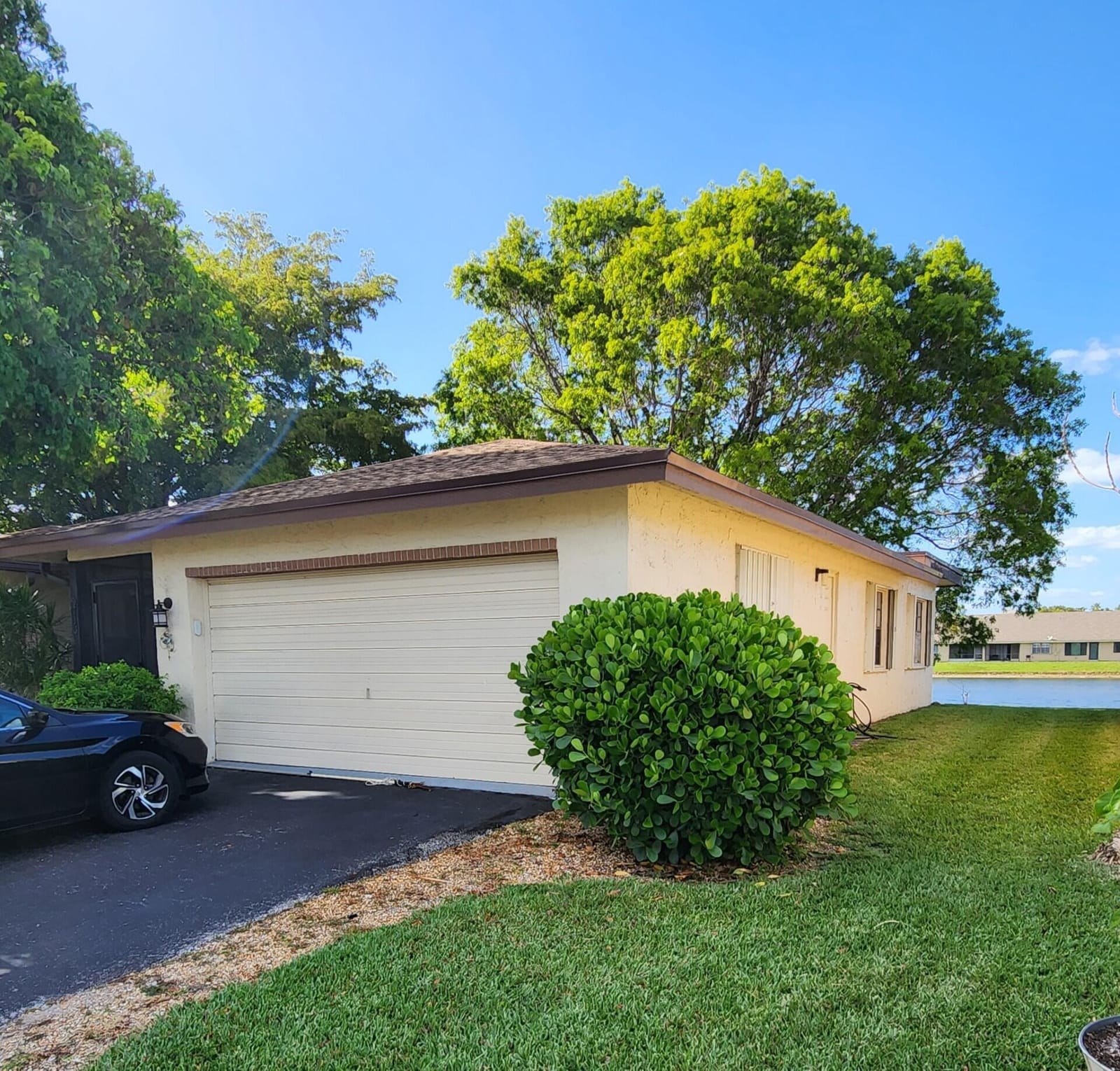9713 NW 75th Court, Tamarac, FL 33321 photo 2
