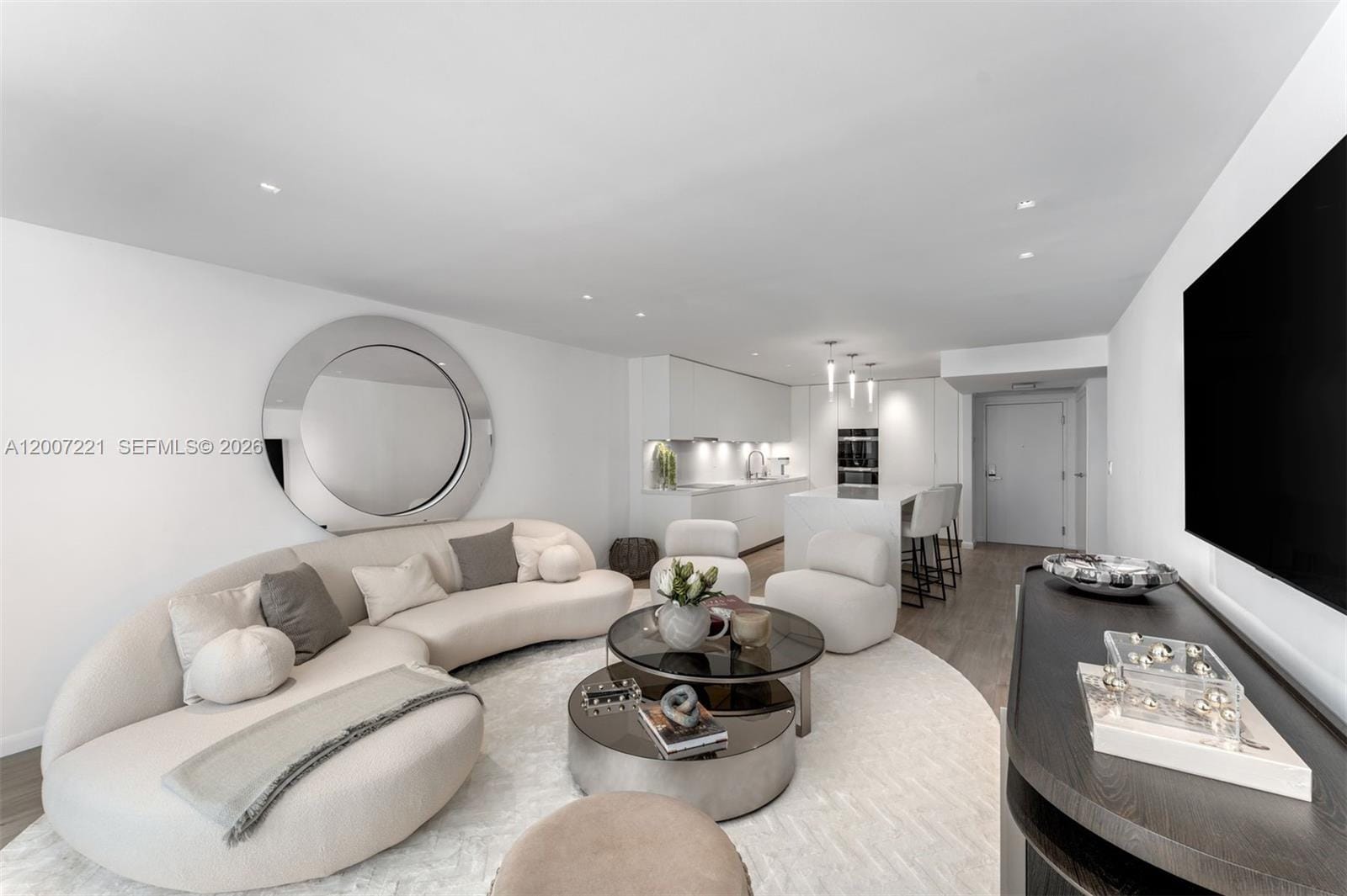 2301 Collins Avenue 902 — photo 11