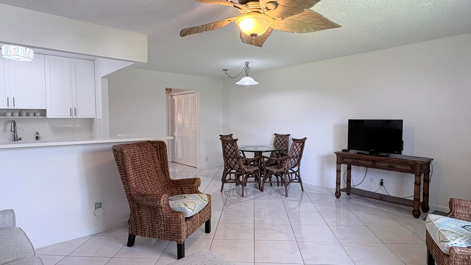 200 Horizon W 102, Boynton Beach, FL 33435 photo 7