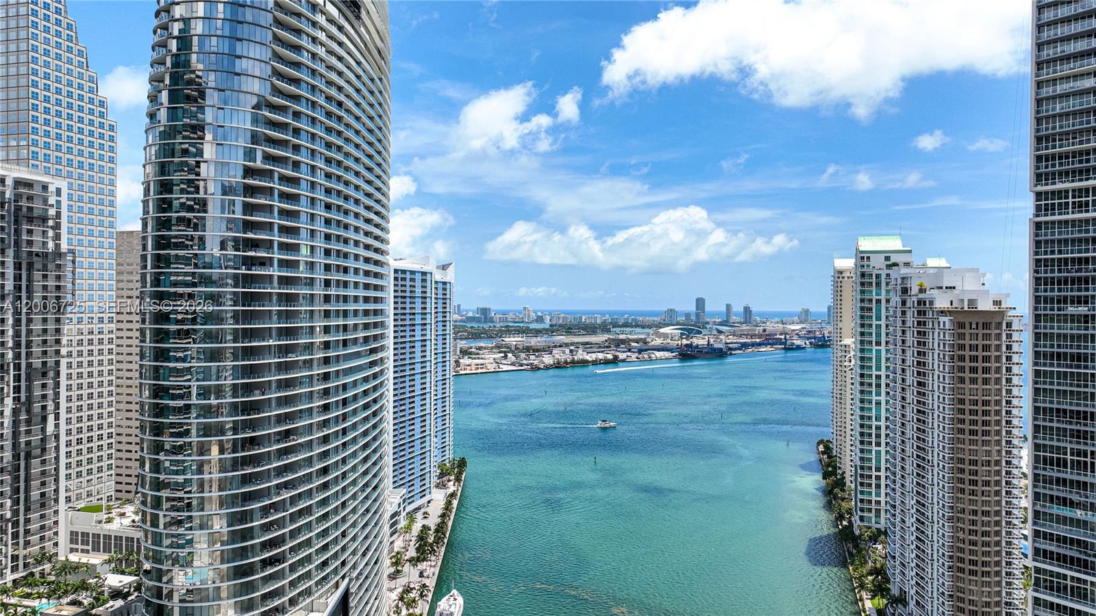77 SE 5 1505 1505, Miami, FL 33131, Miami