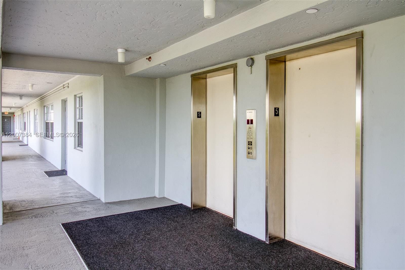 4015 W Palm Aire Drive 506 — photo 6