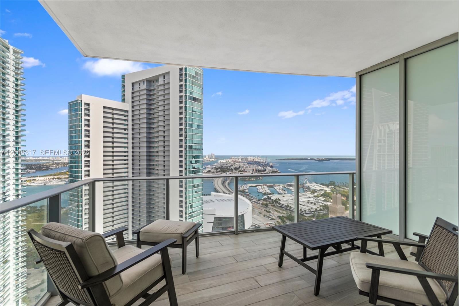 851 NE 1st Avenue 3707, Miami, FL 33132, Miami