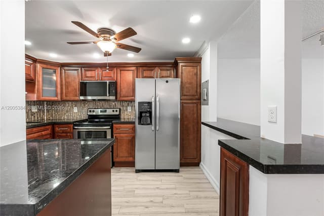 711 S Hollybrook Drive 209, sold in Hollybrook Golf And, Pembroke Pines, FL