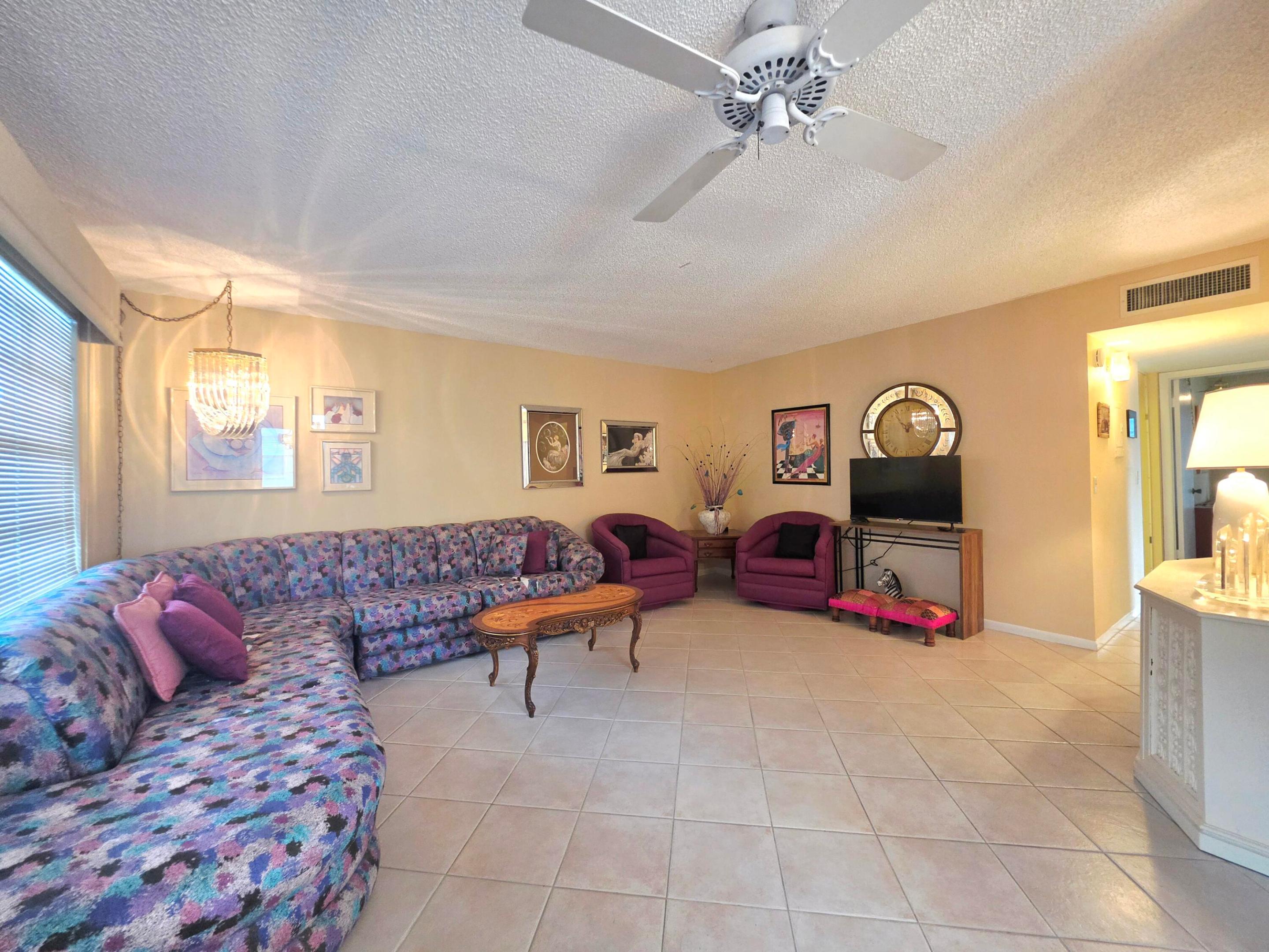 719 Flanders O, Delray Beach, FL 33484, Delray Beach