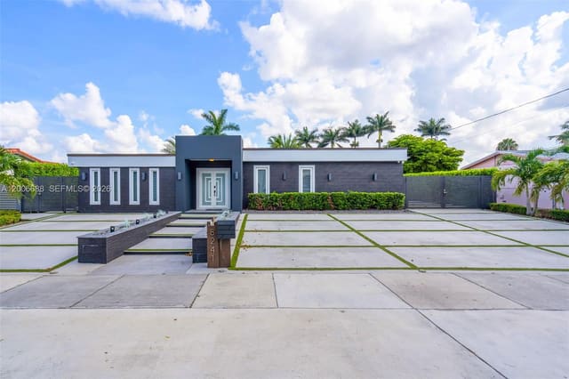 8241 NW 182nd Street, sold in 2nd Addn To Palm Springs, Hialeah, FL