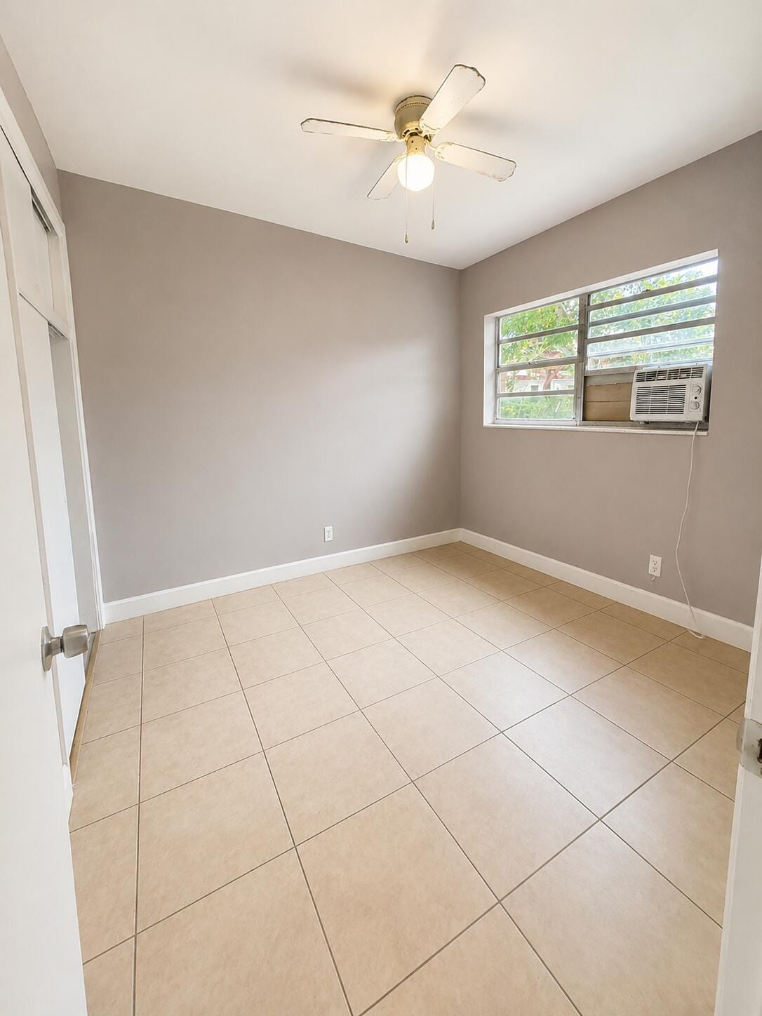 424 NW 15th Terrace — photo 7