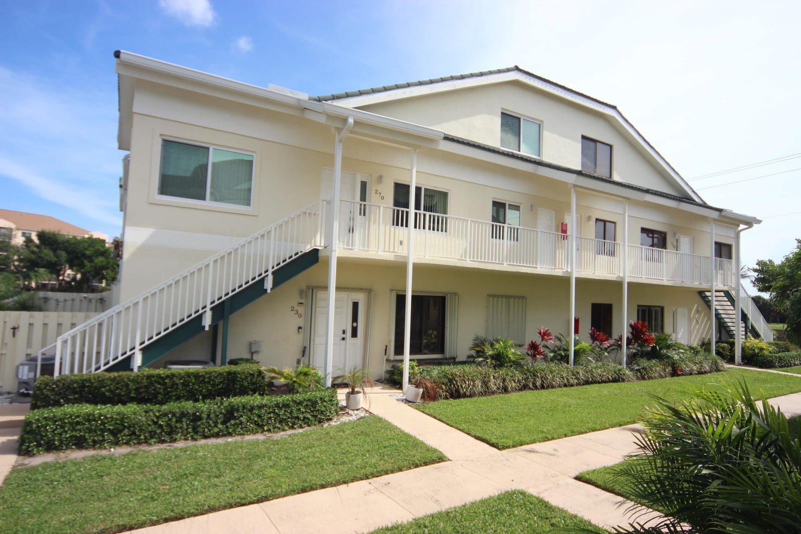 270 Bella Vista Court N 70 — photo 2