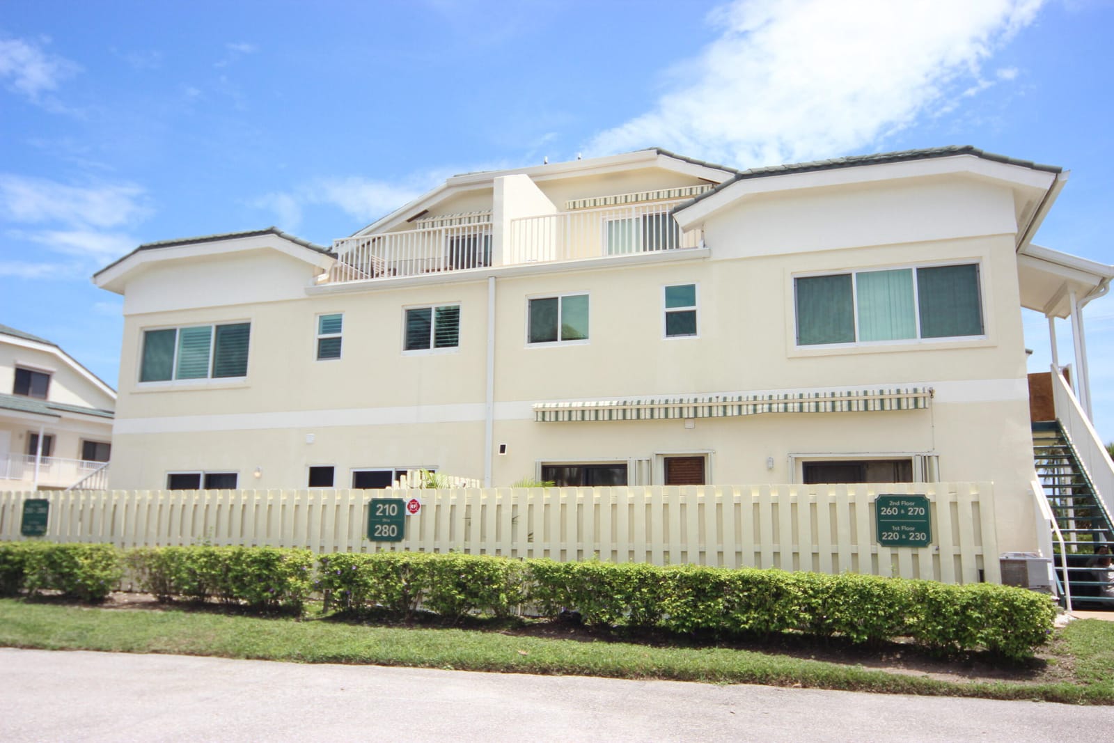 270 Bella Vista Court N 70 — photo 3