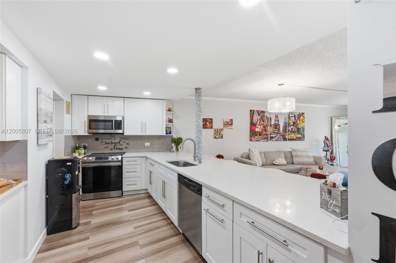 625 Oaks Drive 304, Pompano Beach, FL 33069 photo 20