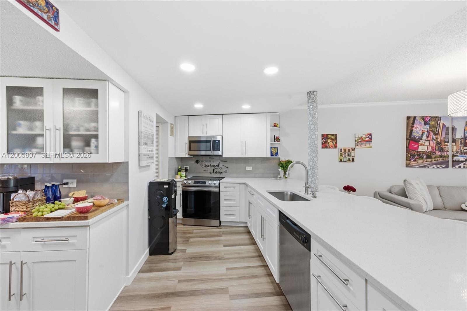 625 Oaks Drive 304, Pompano Beach, FL 33069 photo 24
