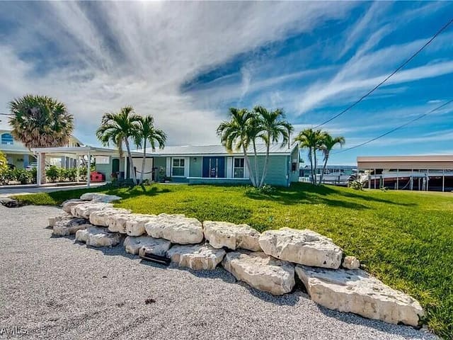 2891 Cussell Drive, St. James City, FL 33956