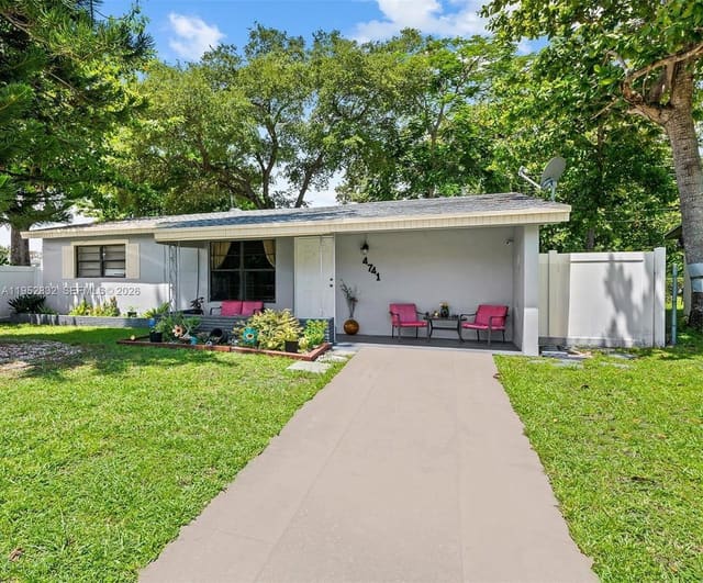 4741 SW 25th Terrace, Seaboard Park, Dania Beach, FL
