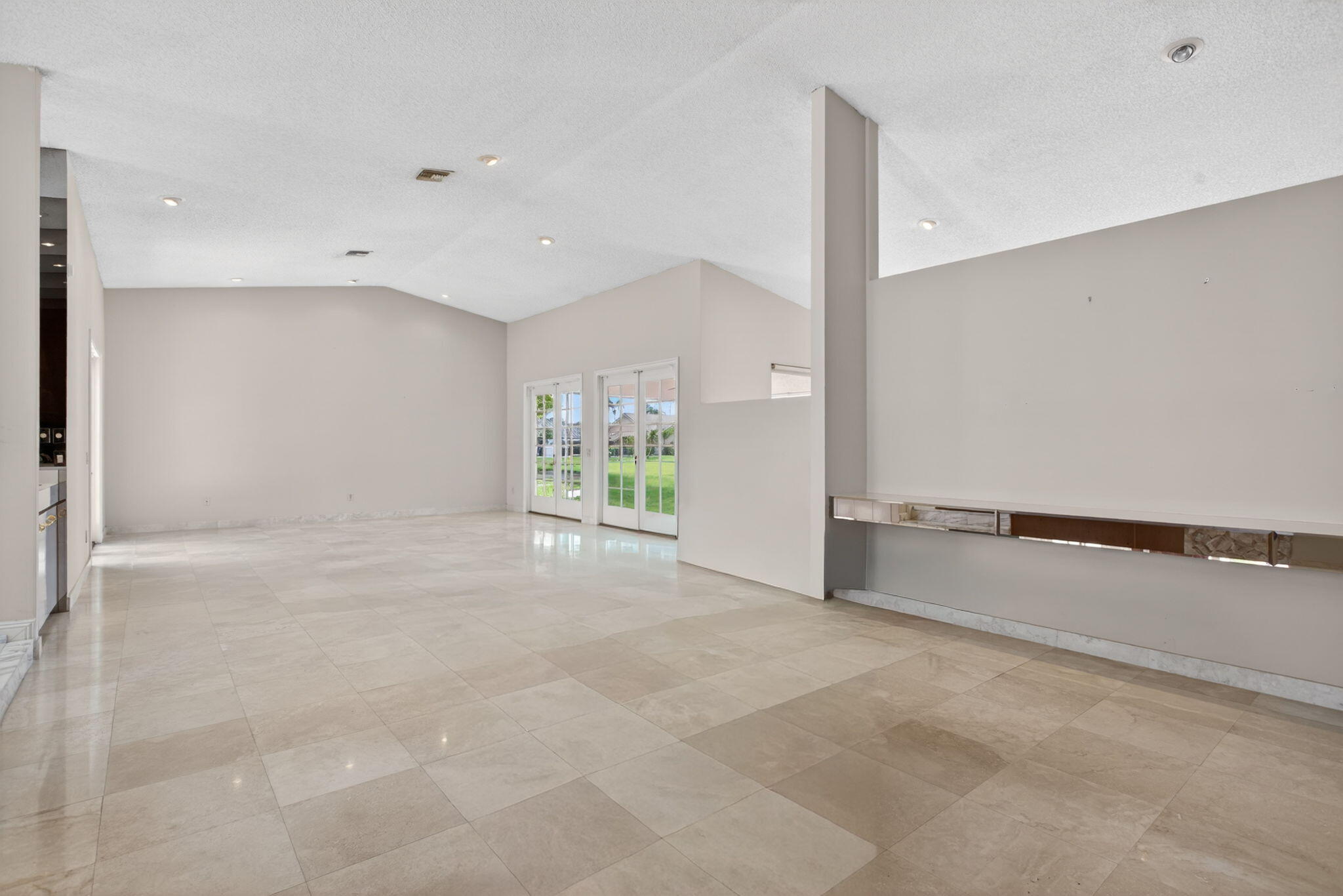 8725 Banyan Court, Tamarac, FL 33321 photo 28
