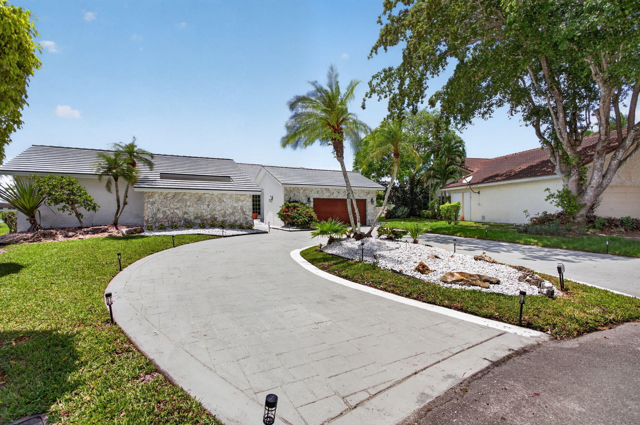 8725 Banyan Court — photo 4