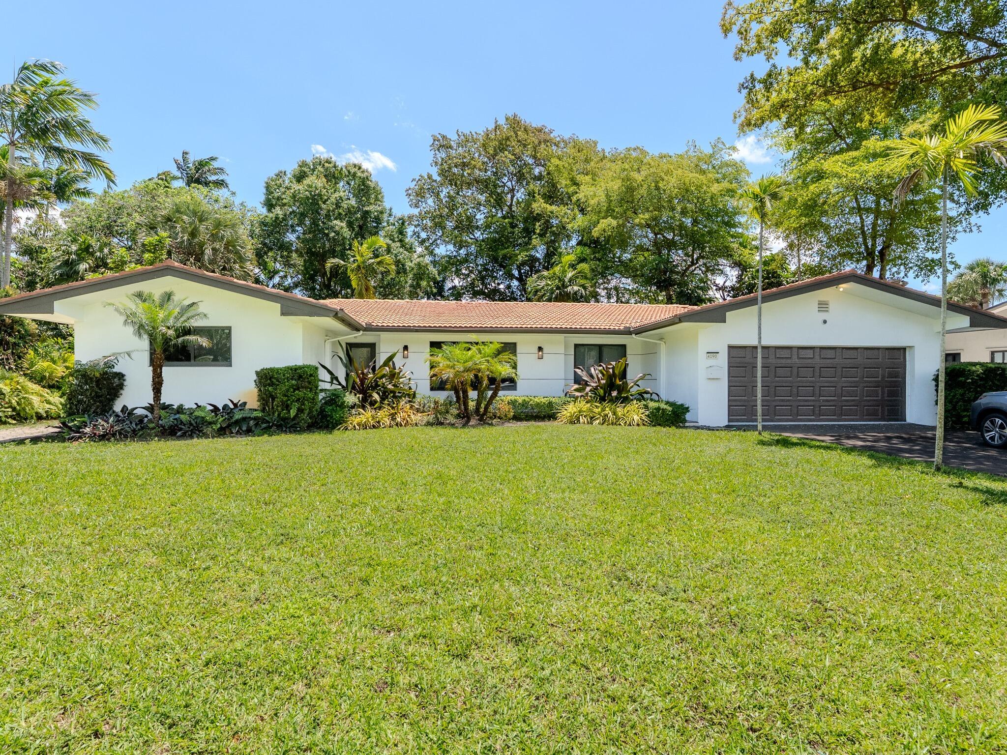 4190 SW 4th Street, Plantation, FL 33317, Plantation