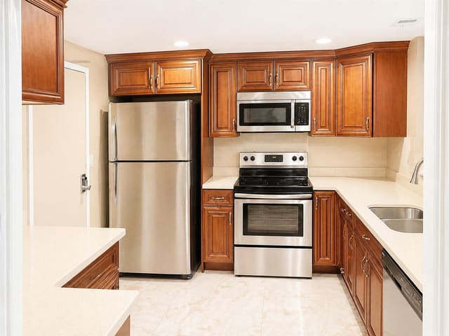 10777 W Sample Road 312, Coral Springs, FL 33065