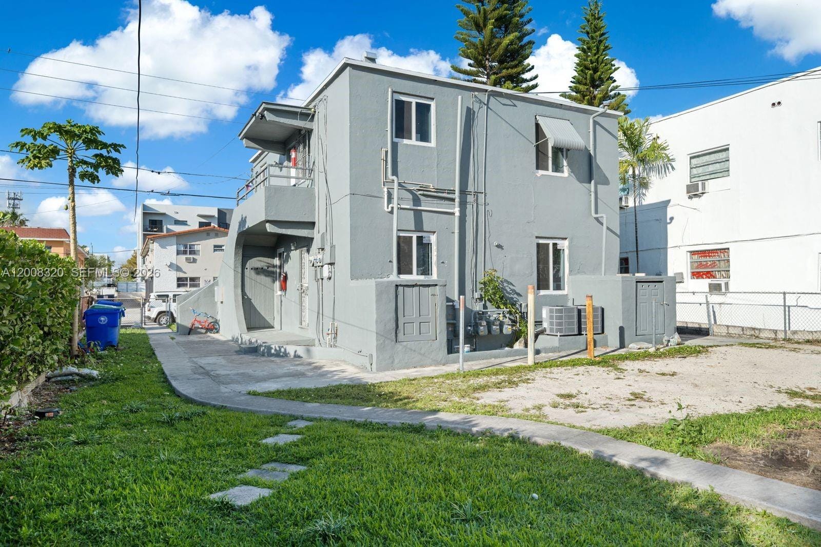 842 SW 3rd Street — photo 4