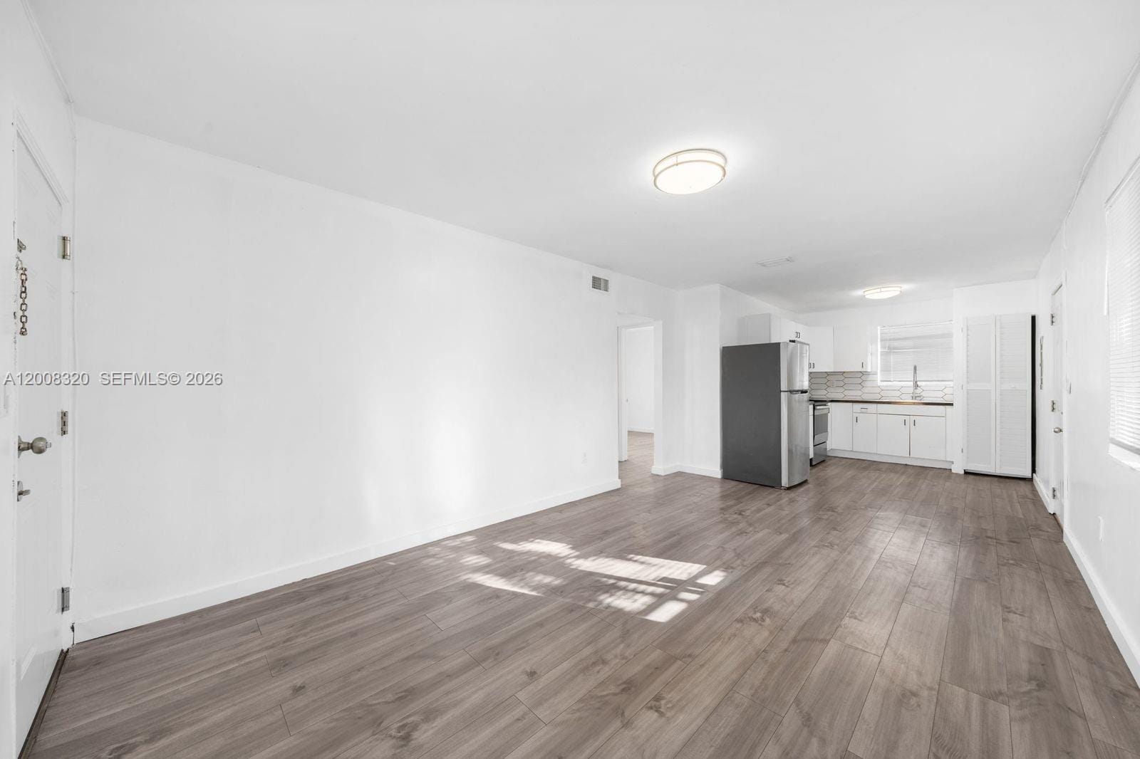842 SW 3rd Street — photo 7