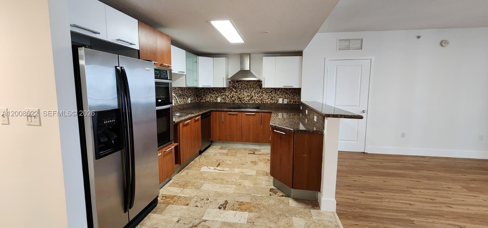 170 SE 14th Street 1408, Miami, FL 33131, Miami