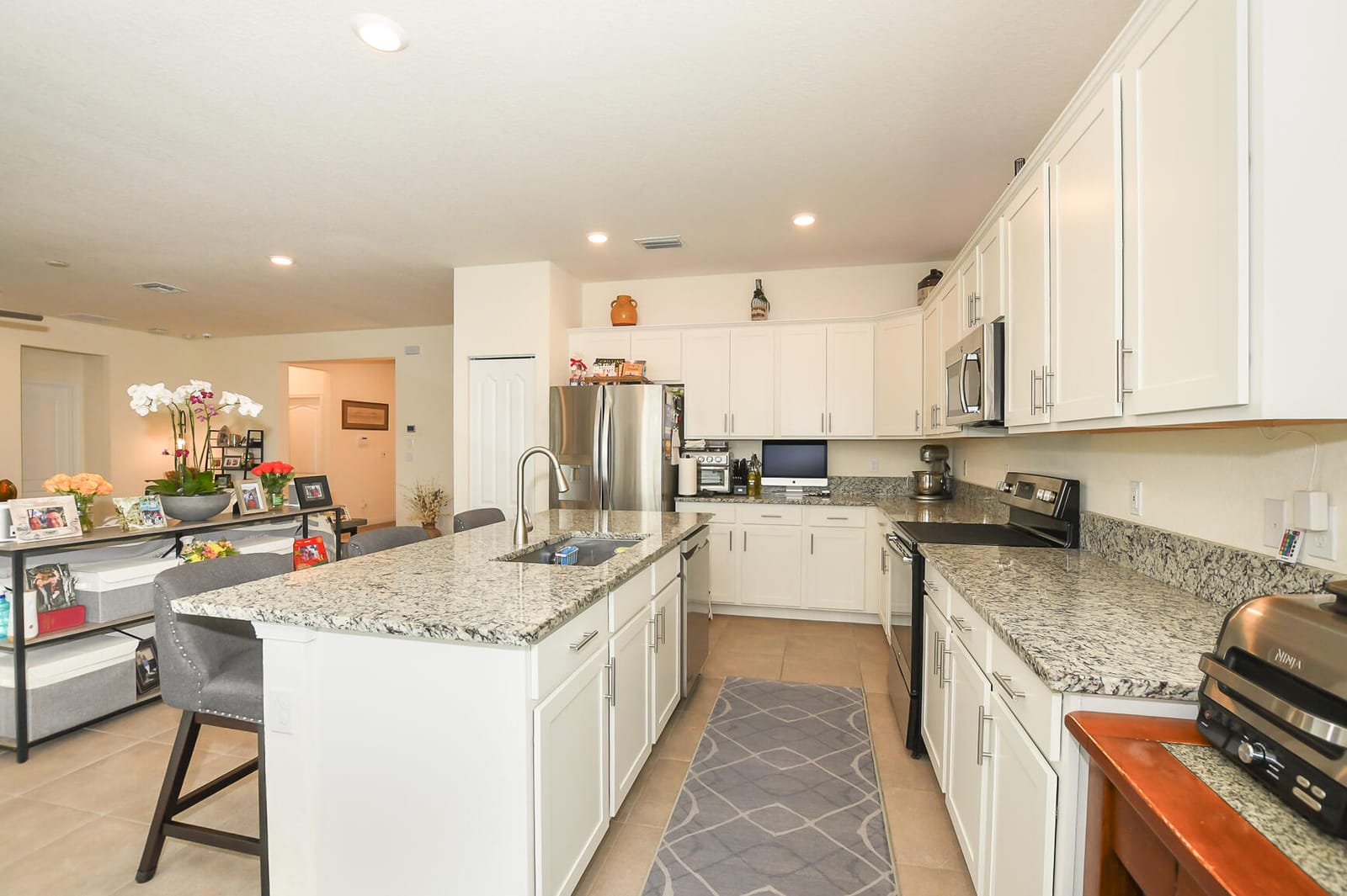 7472 NW Greenspring Street — photo 6