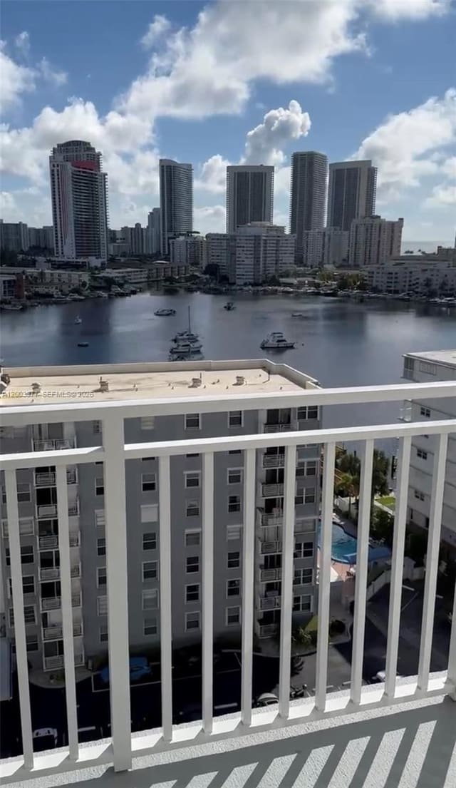 427 Golden Isles Drive 14E, Hallandale Beach, FL 33009