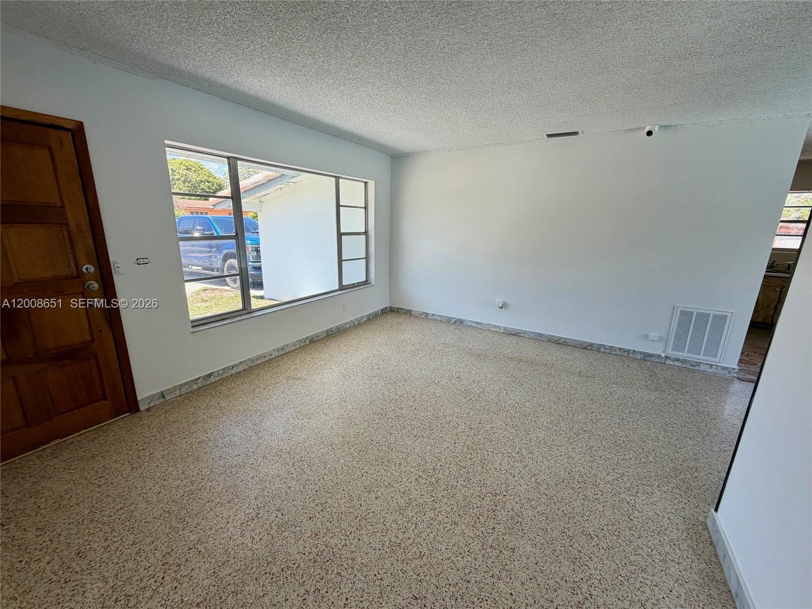 5373 W 10th Court, Hialeah, FL 33012 photo 9
